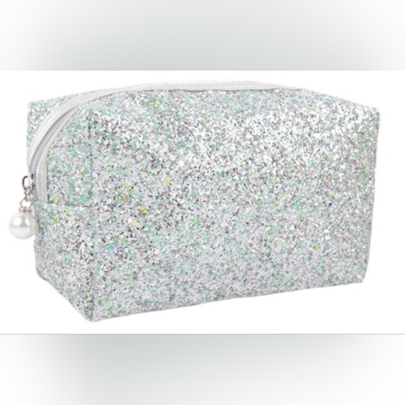 [NEW] White Faux Leather Glitter Makeup Bag - Picture 2 of 3